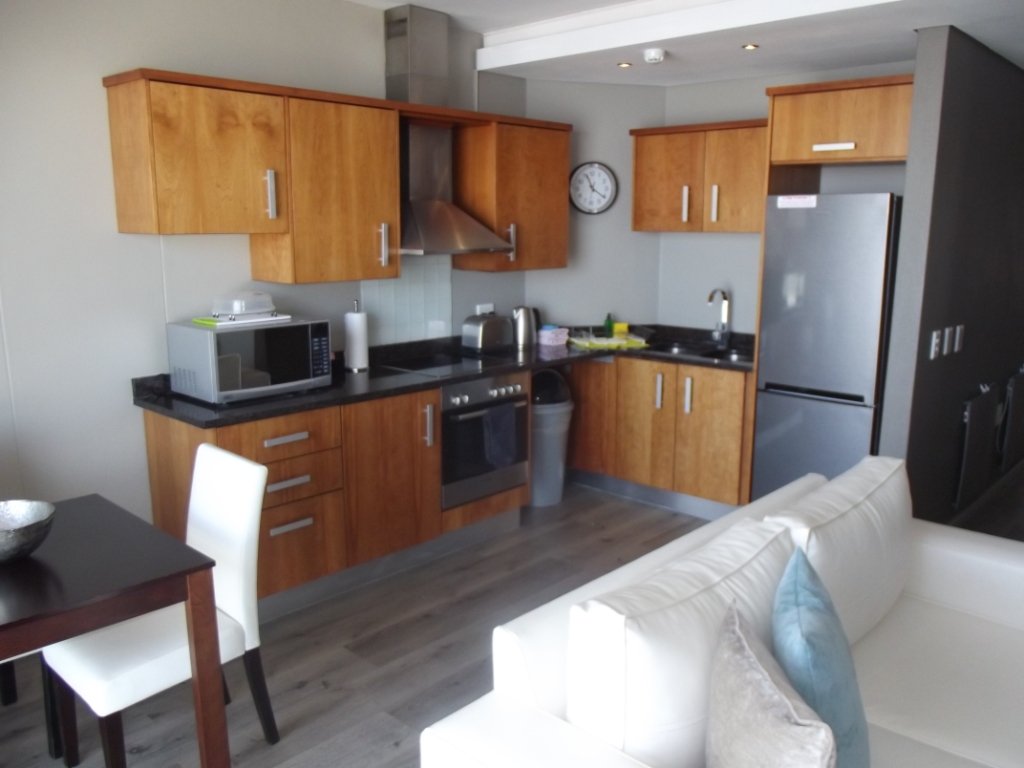 1 Bedroom Property for Sale in Bloubergstrand Western Cape